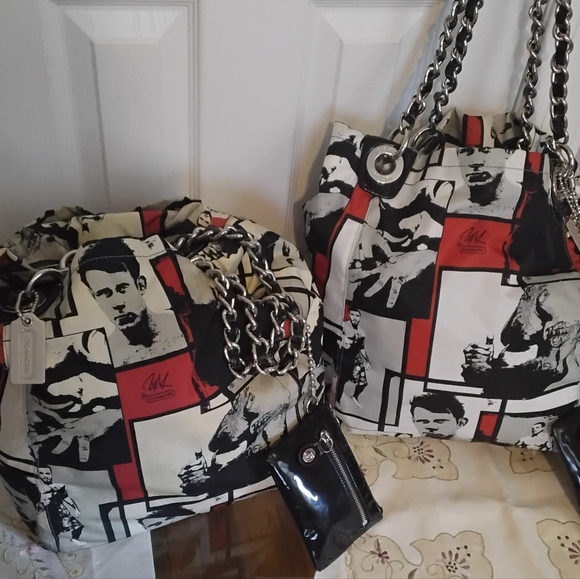 Limited Edition UFC x Coach collab - Picture 12 of 15